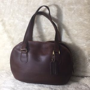 ⬇️Vintage Coach Brown Genuine Leather handbag